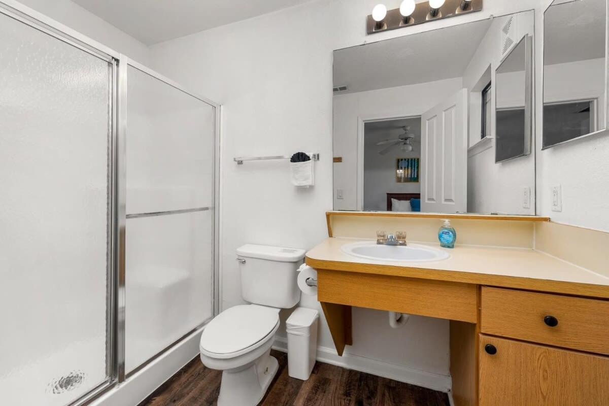 Budget Friendly Sleeps 8 Discounts Available Tampa Buitenkant foto
