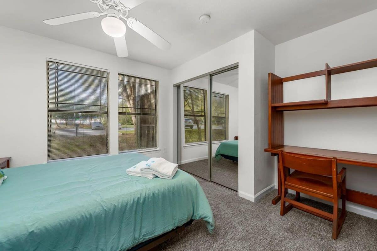 Budget Friendly Sleeps 8 Discounts Available Tampa Buitenkant foto