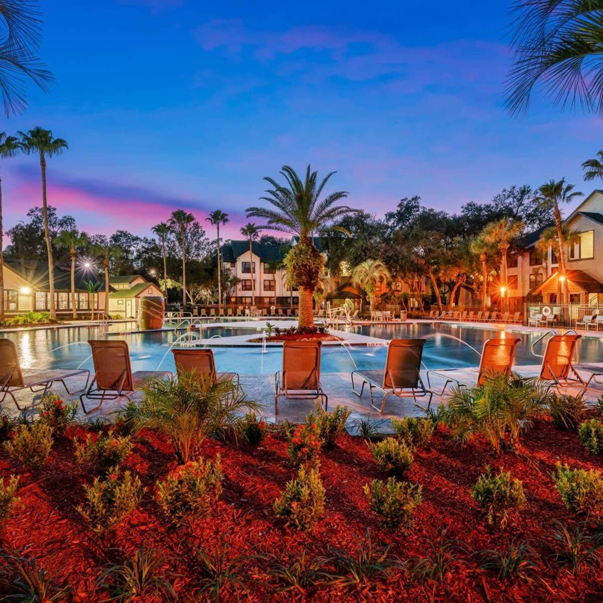 Budget Friendly Sleeps 8 Discounts Available Tampa Buitenkant foto