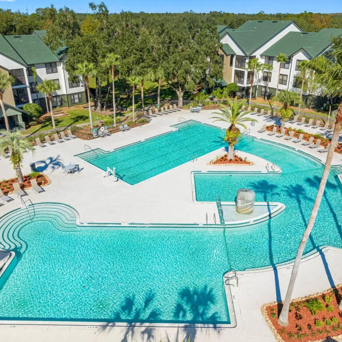 Budget Friendly Sleeps 8 Discounts Available Tampa Buitenkant foto